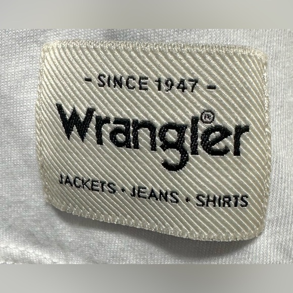 Wrangler Paisley Raglan Top NWT - Picture 3 of 6